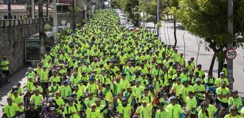 Sesc Fortaleza reúne milhares de pessoas em evento que comemora o Dia do Trabalhador